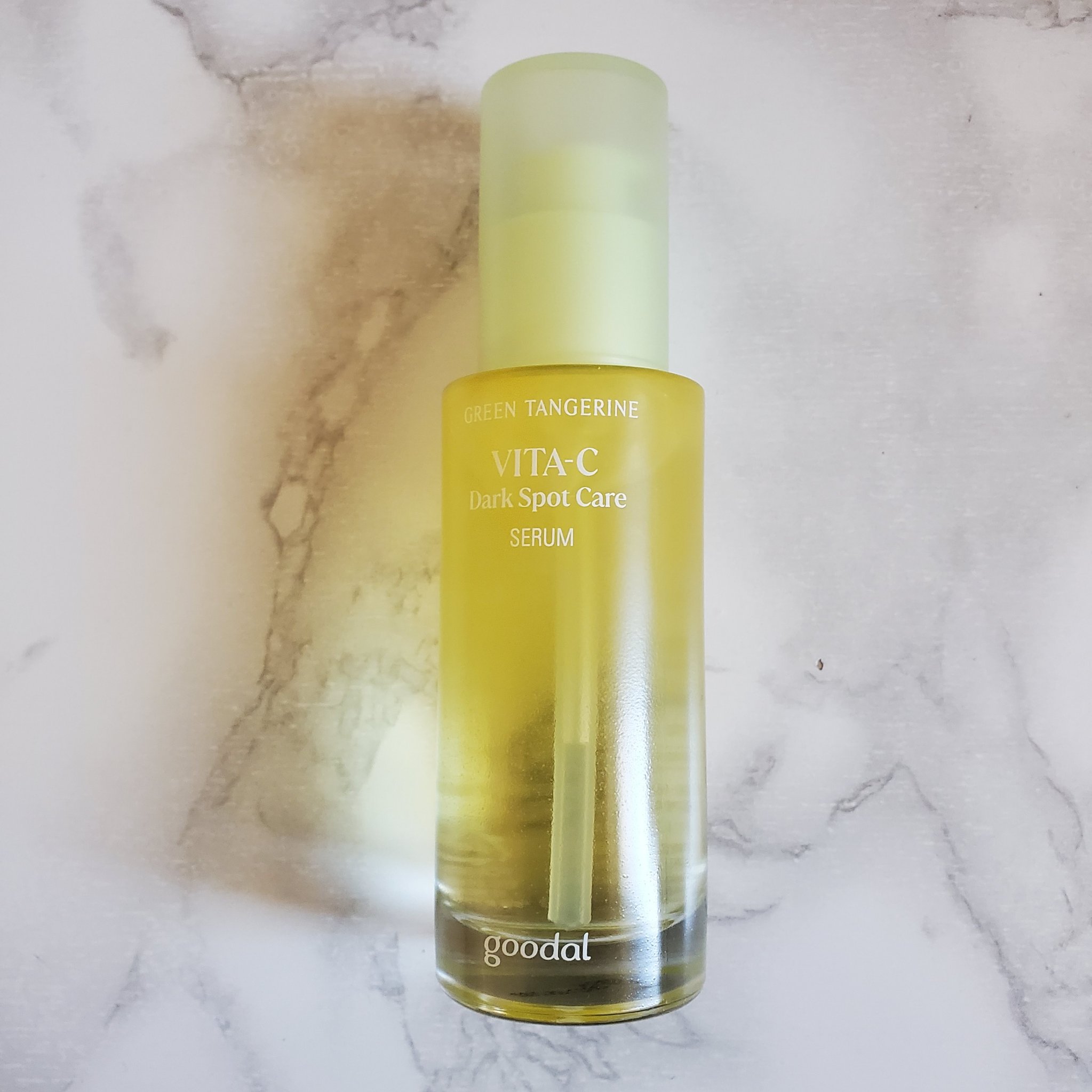 グリーンタンジェリン ビタC ダークスポットケアセラム/goodal/美容液を使ったクチコミ（2枚目）