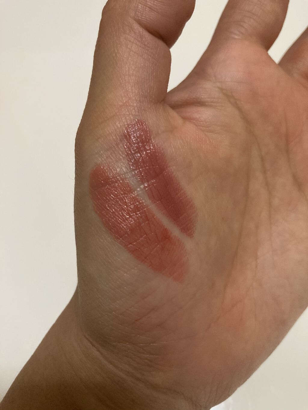 〈ルージュ・エルメス〉 ルージュ ア レーヴル サティネ 21 ローズ・エピセ/エルメス/口紅を使ったクチコミ（3枚目）