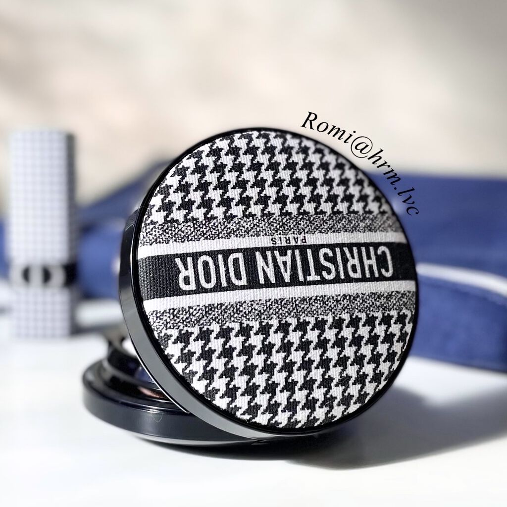 ディオールスキン フォーエヴァー グロウ クッション 1N ニュートラル<ニュー ルック エディション> (数量限定品)（生産終了）/Dior/クッションファンデーションを使ったクチコミ（1枚目）