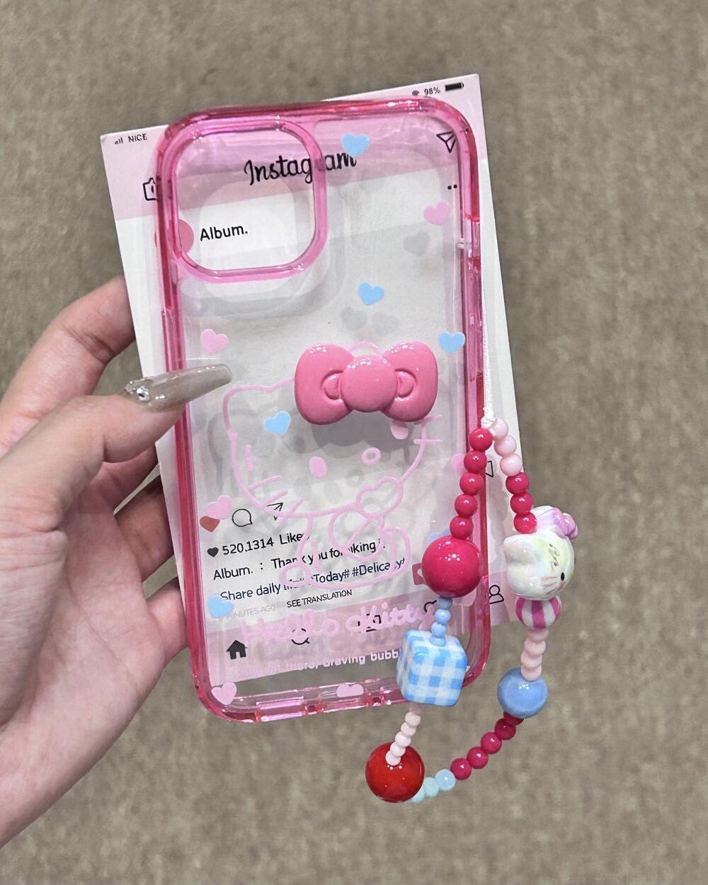 ケース大好きっ子 on LIPS 「ピンク色のキティはとても女の子らしいです#iPhoneケース#..」(2枚目)