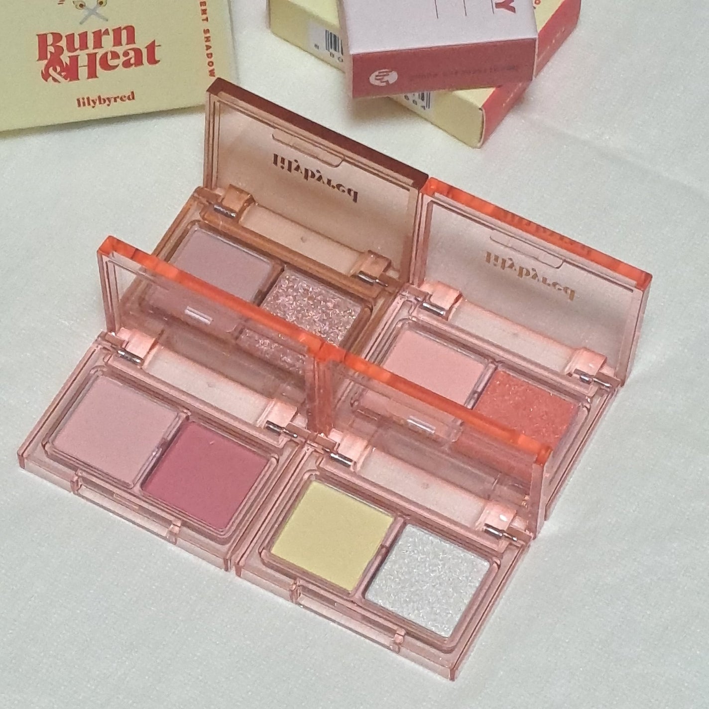 Little Bitty Moment Shadow/lilybyred/アイシャドウパレットを使ったクチコミ(4枚目)