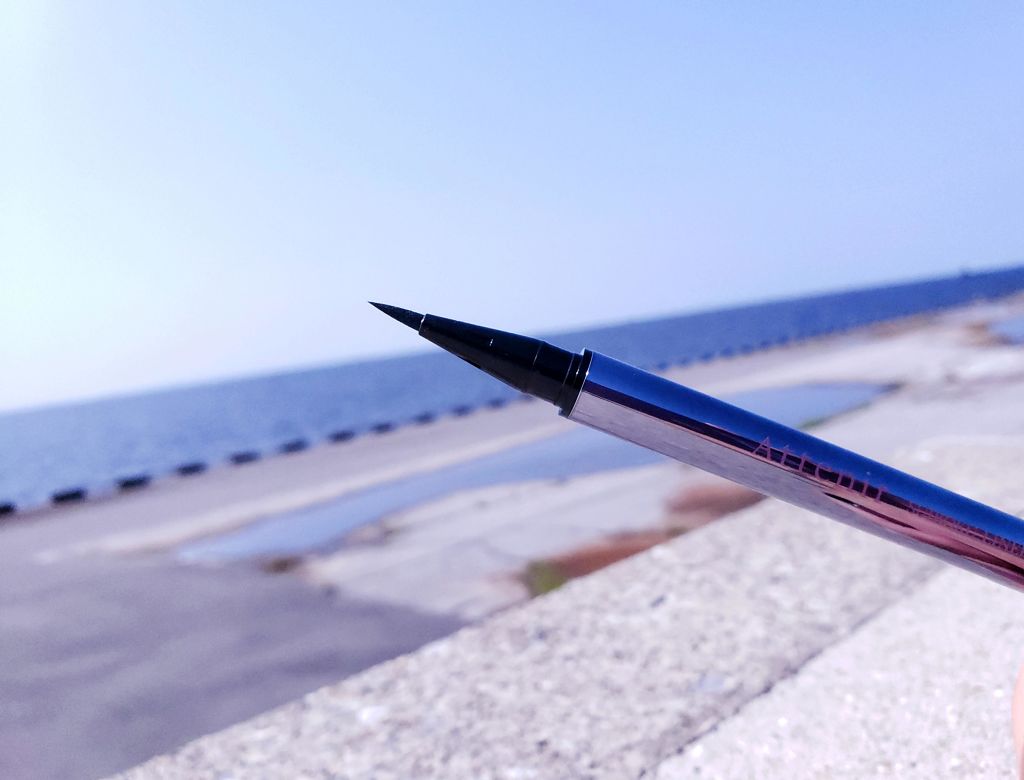 水墨ライナー/アテニア/リキッドアイライナーを使ったクチコミ（1枚目）