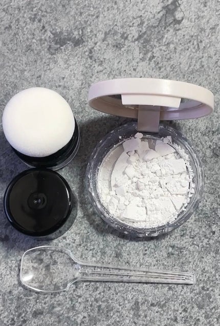 スポンジ付きチーク容器/DAISO/その他化粧小物を使ったクチコミ(4枚目)