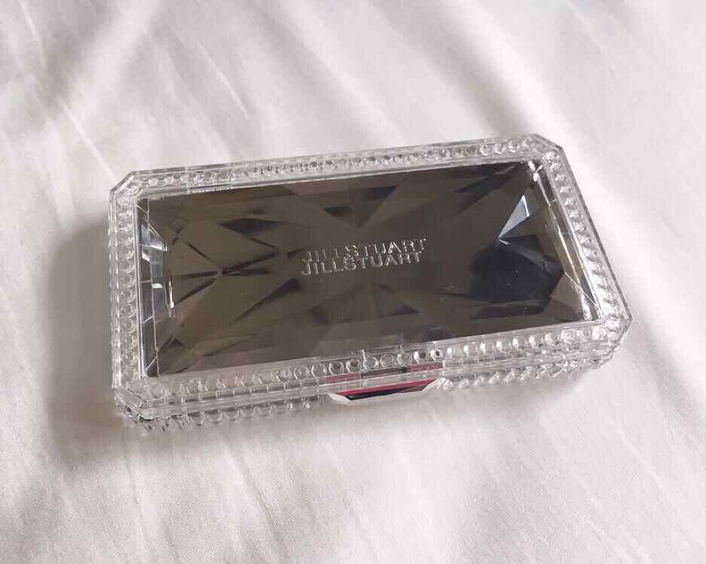 ジルスチュアート エターナルクチュール アイズ シマー 05 eternal pearl/JILL STUART/アイシャドウパレットを使ったクチコミ（2枚目）