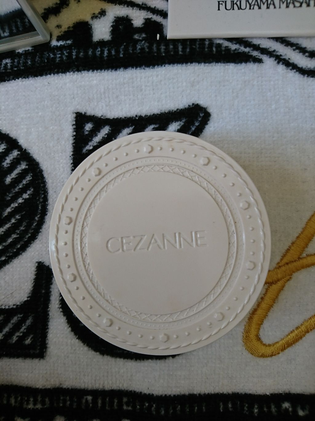 UVクリアフェイスパウダー/CEZANNE/プレストパウダーを使ったクチコミ(1枚目)