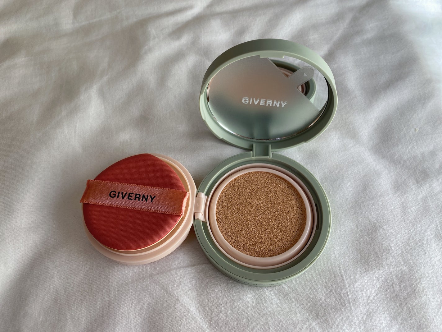 ジヴェルニー 密着カバークッション/GIVERNY/クッションファンデーションを使ったクチコミ(2枚目)