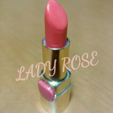 ❁・5回目の投稿・❁
今回はL'OREALのカラーリッシュ ルルージュのP201
LADY ROSEという口紅💄を紹介します！

発色 ☆☆☆☆
モチ ☆☆☆
しっとりさ ☆☆☆  5段階評価

とにか