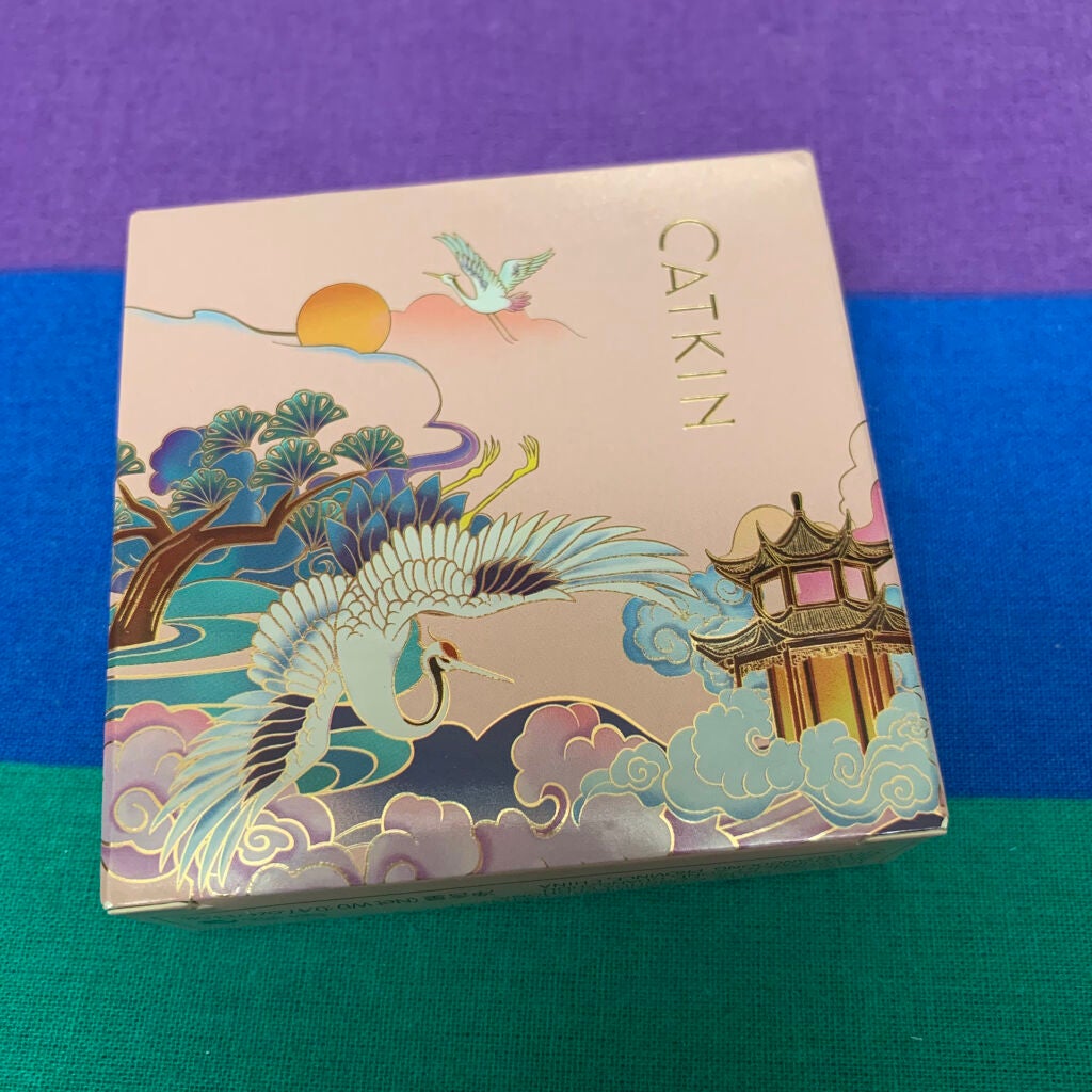 瑠華 on LIPS 「catkinのハイライトです。自然にも派手にも調節しやすくて最..」(1枚目)