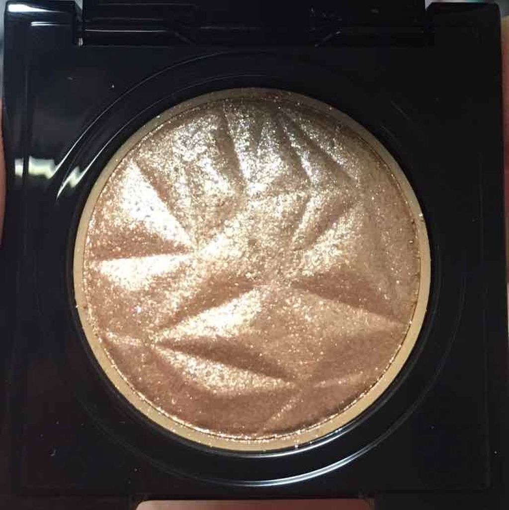 プリズム エアー シャドウ/CLIO/単色アイシャドウを使ったクチコミ（2枚目）