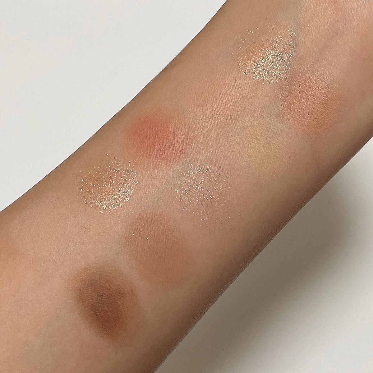 ニューデップスアイシャドウパレット/hince/アイシャドウパレットを使ったクチコミ(4枚目)