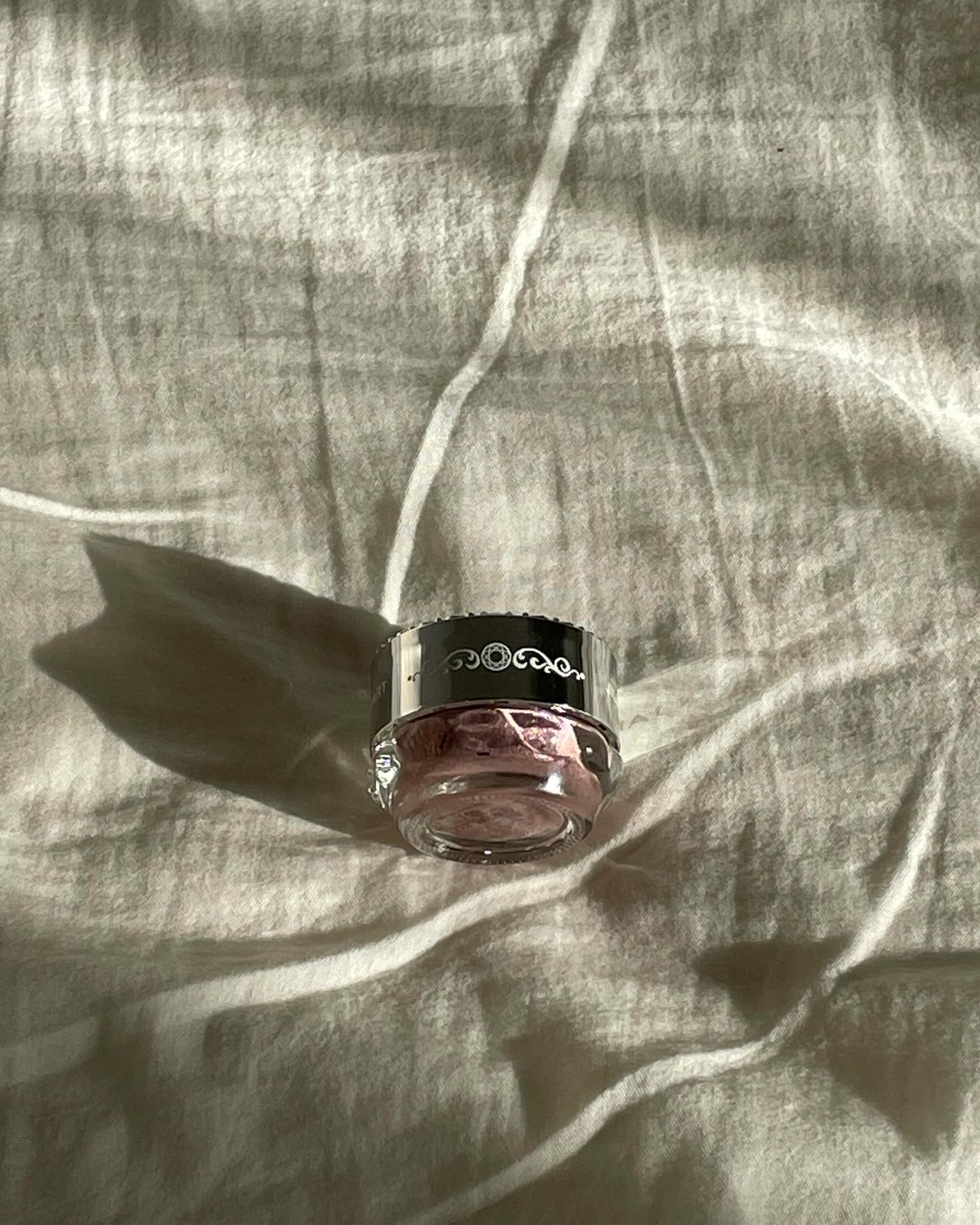 ジルスチュアート　エターナル アイビジュー 101 moonstone mirage(限定)/JILL STUART/ジェル・クリームアイシャドウを使ったクチコミ（1枚目）