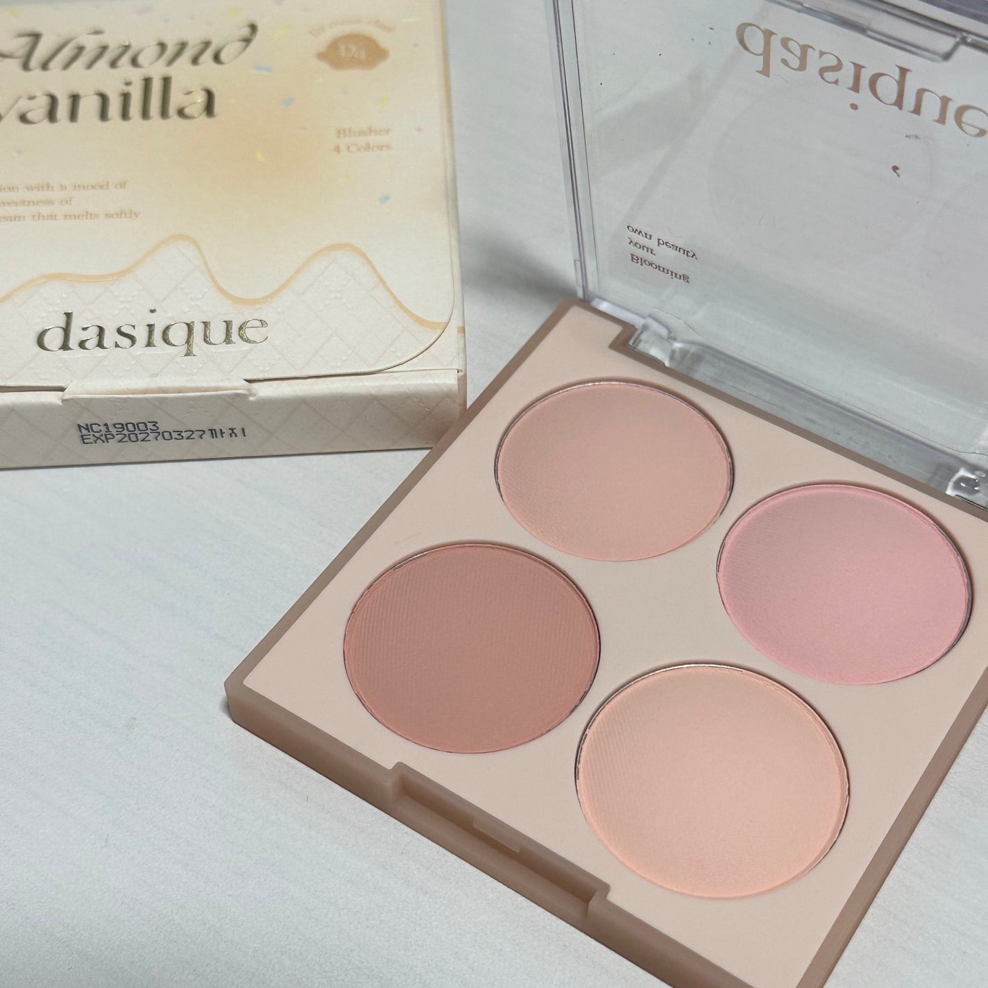 ブレンディングムードチーク/dasique/パウダーチークを使ったクチコミ(1枚目)