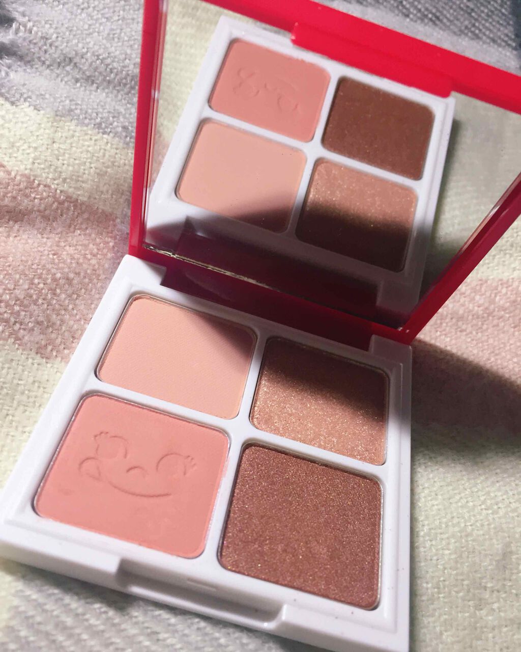 スイートペコエディション アイシャドウパレット/HOLIKA HOLIKA/アイシャドウパレットを使ったクチコミ(2枚目)