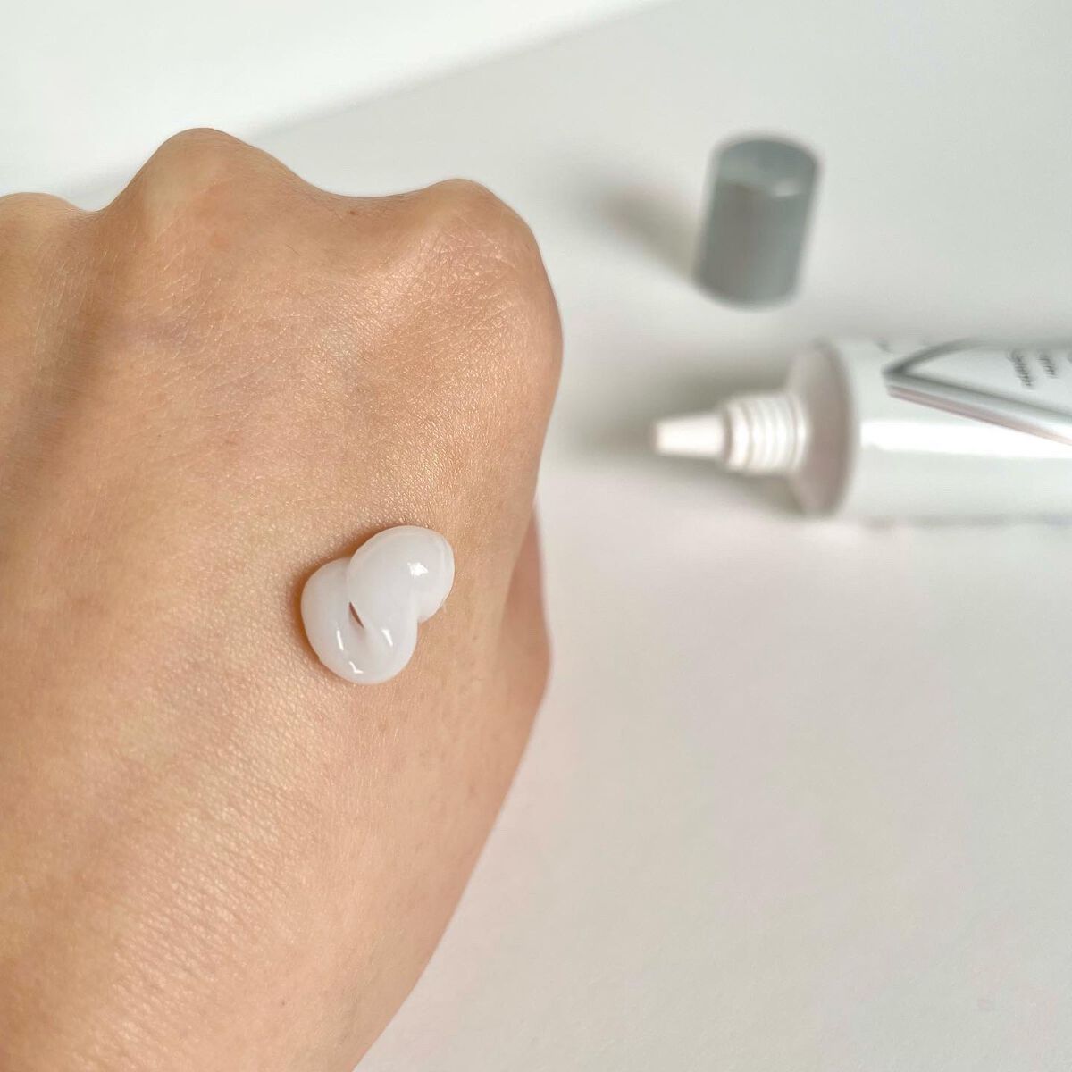 ベラコントゥアーフォーミングクリーム/ANACIS/フェイスクリームを使ったクチコミ（3枚目）