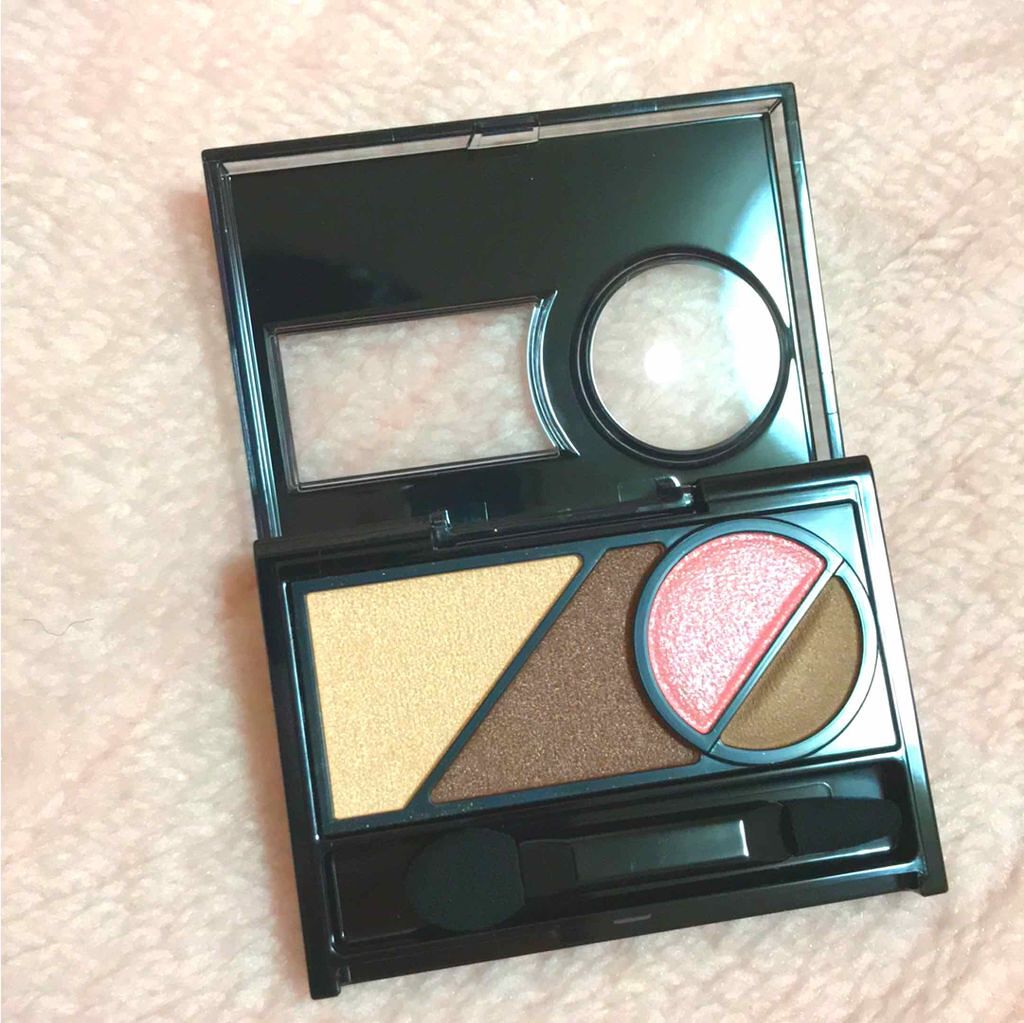 スモーキーラウンドアイズ/KATE/アイシャドウパレットを使ったクチコミ（2枚目）