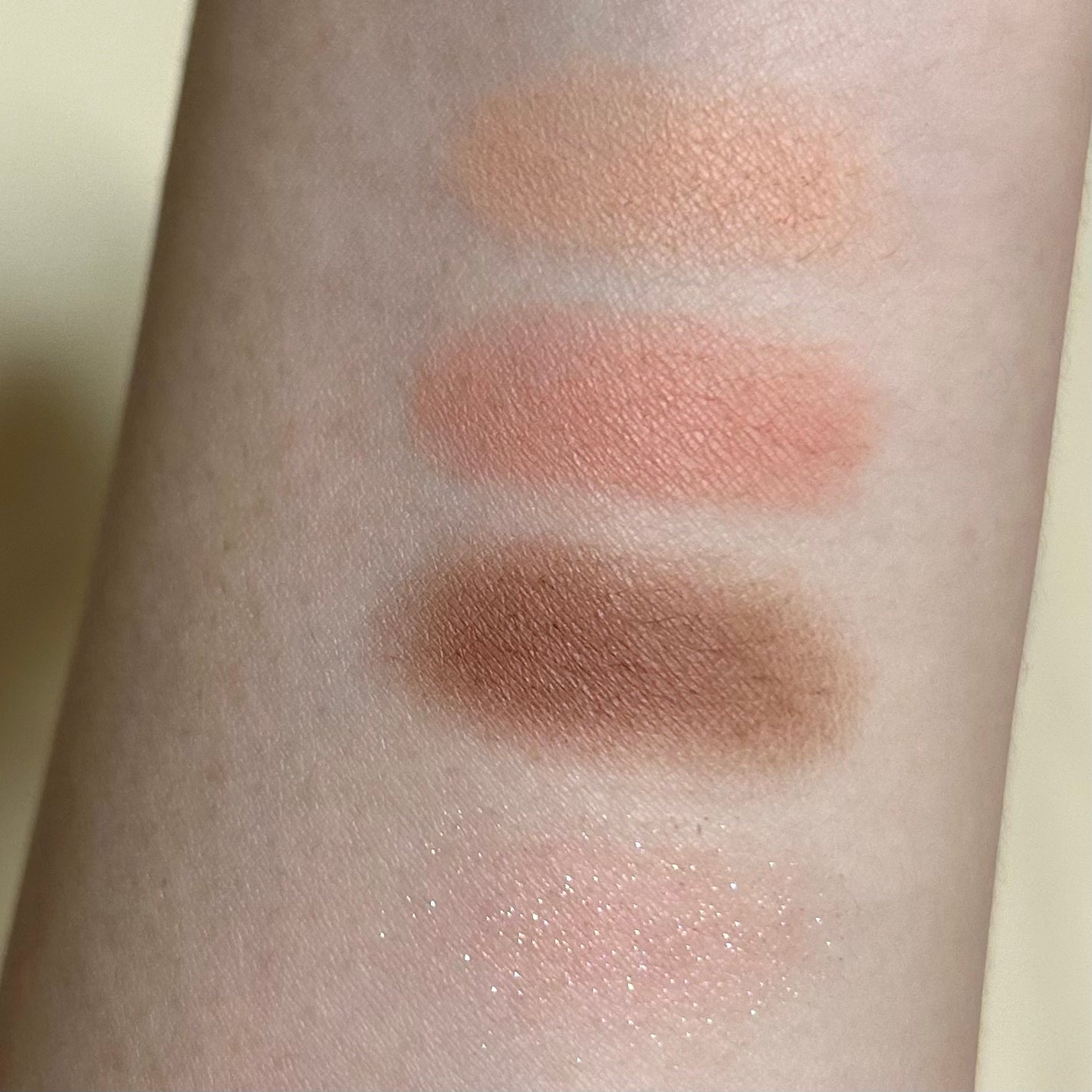 ベターザンアイズ/rom&nd/アイシャドウパレットを使ったクチコミ(3枚目)