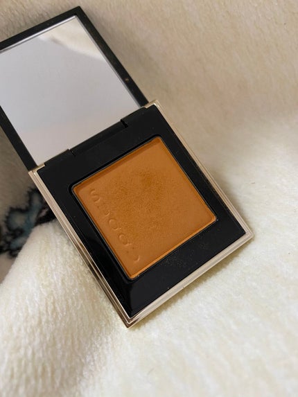 トーン タッチ アイズ 16 染芥子 -SOMEKARASHI/SUQQU/単色アイシャドウを使ったクチコミ(1枚目)