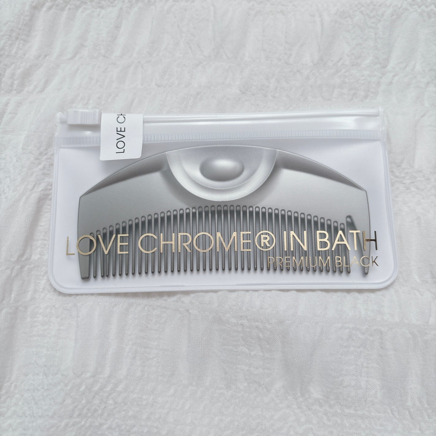 IN BATH ツキ プレミアムブラック/LOVECHROME/ヘアコームを使ったクチコミ(2枚目)