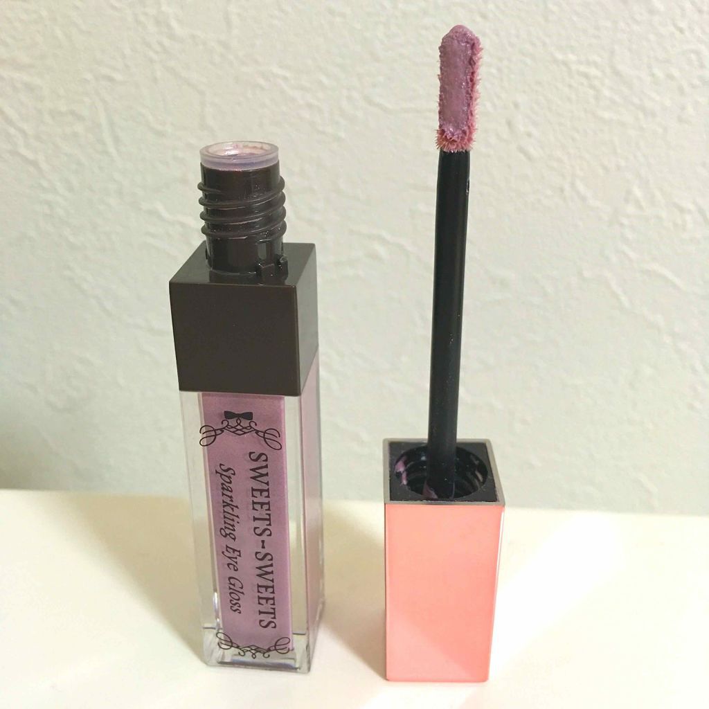 スパークリングアイグロス/スウィーツ スウィーツ/リキッドアイシャドウを使ったクチコミ(2枚目)