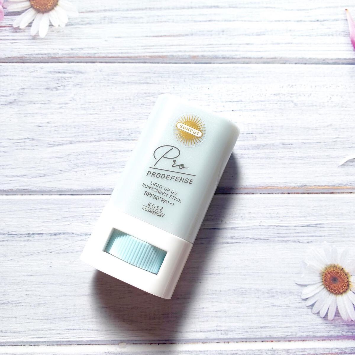 プロディフェンス ライトアップUV スティック/サンカット®/日焼け止めスティックを使ったクチコミ(2枚目)