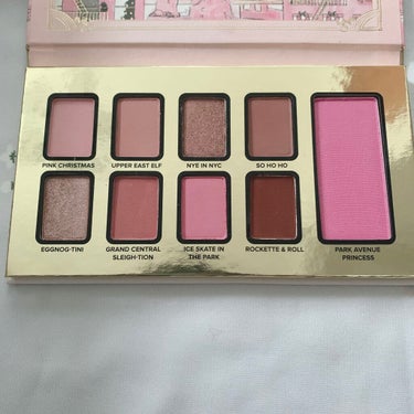 クリスマス アラウンド ザ ワールド メイクアップコレクション/Too Faced/メイクアップキットを使ったクチコミ（3枚目）