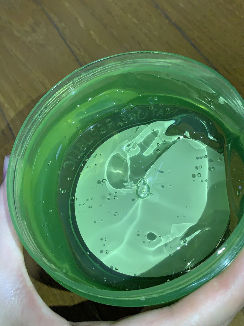 マイルド＆モイスチャーアロエジェル/ネイチャーリパブリック/ボディローションを使ったクチコミ（2枚目）