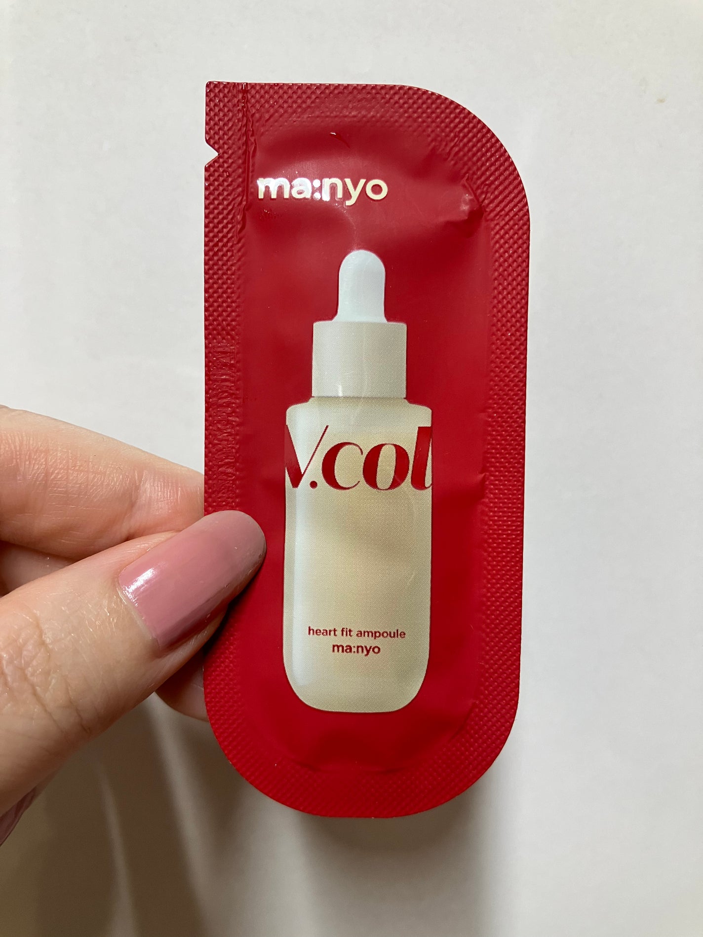 Vコラーゲン ハートフィットアンプル/manyo/美容液を使ったクチコミ(1枚目)