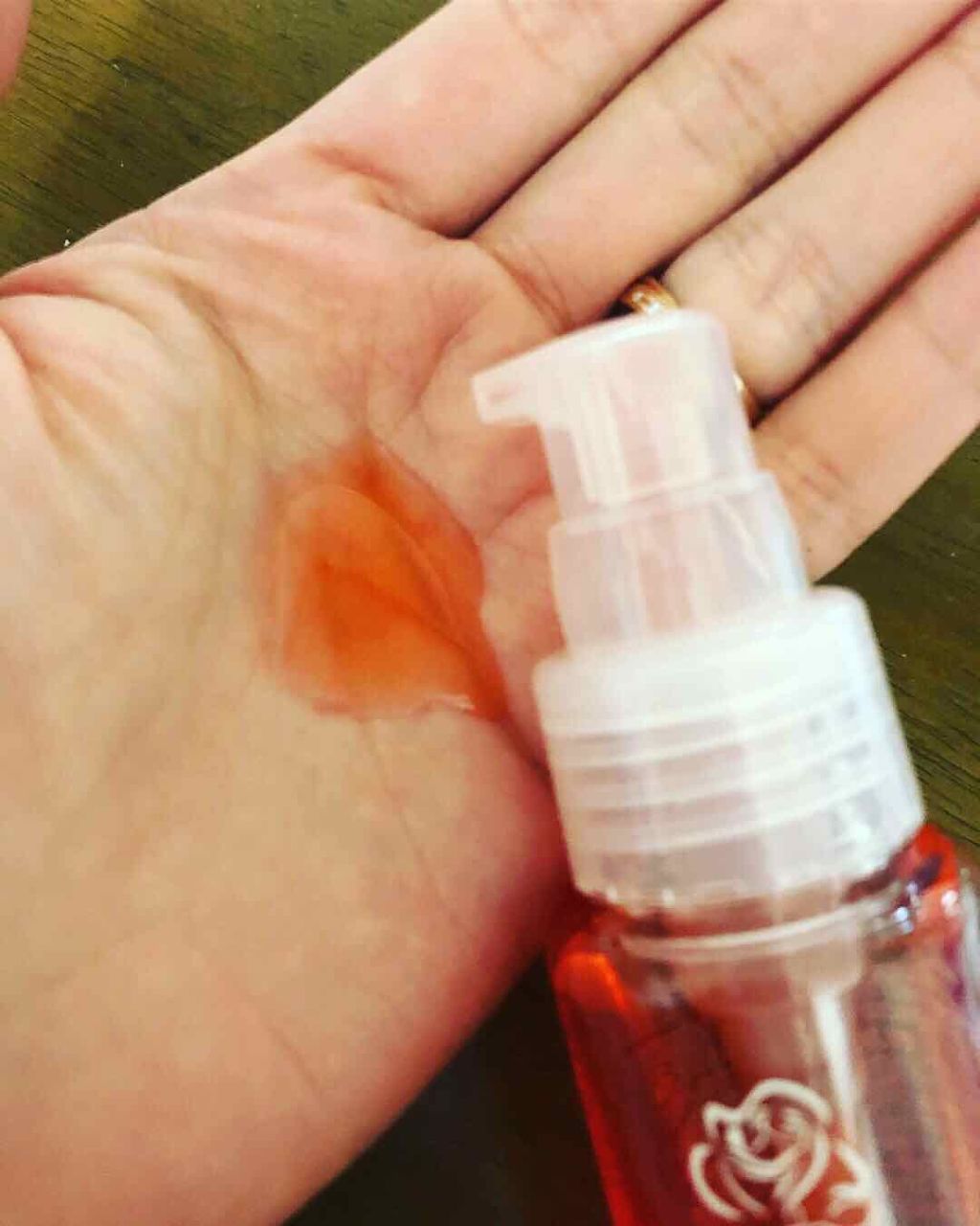 ヘアエッセンスオイル/VALANROSE/ヘアオイルを使ったクチコミ（1枚目）