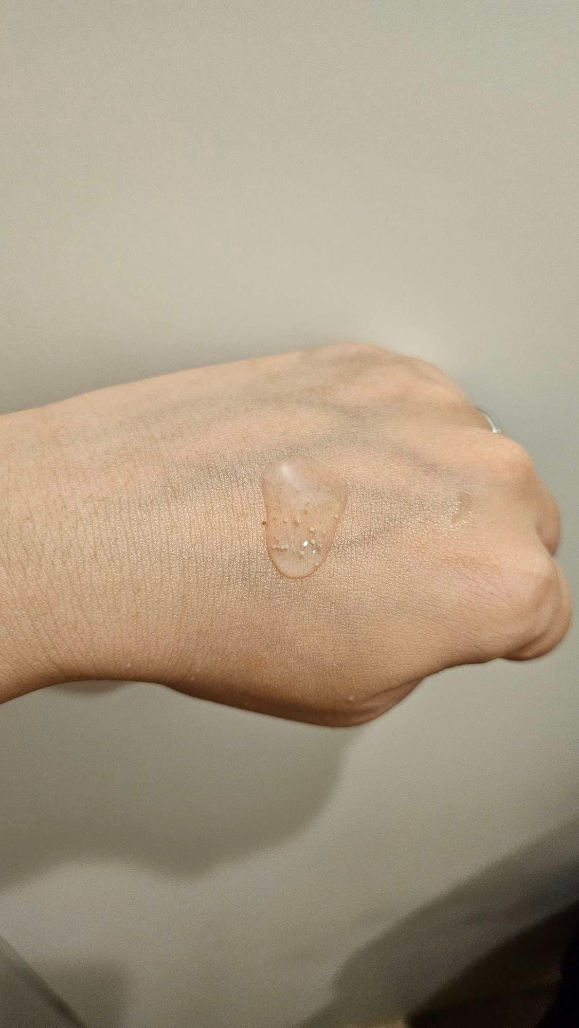 トーンブライトニング カプセルアンプル/SKIN1004/美容液を使ったクチコミ(2枚目)