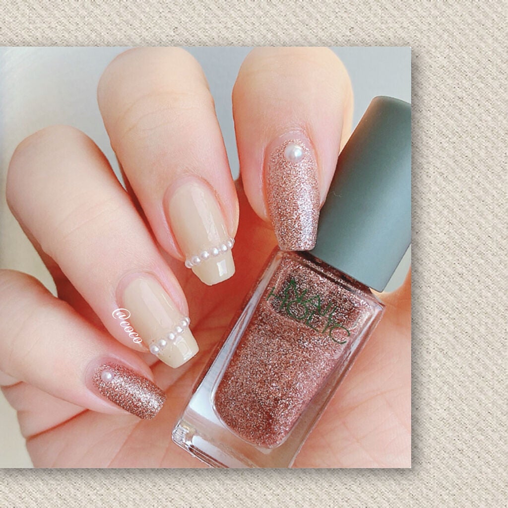 ネイルホリック リミテッドカラー Sparkle ornament/ネイルホリック/マニキュアを使ったクチコミ(2枚目)