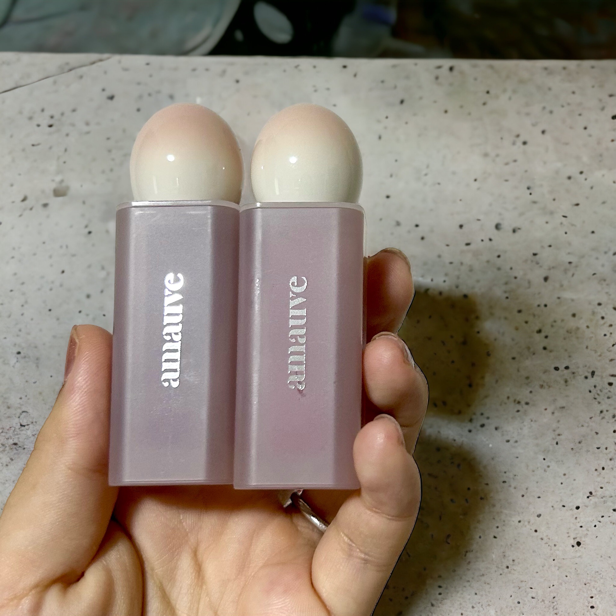 デューイドトムティント/amauve/リップティントを使ったクチコミ（2枚目）