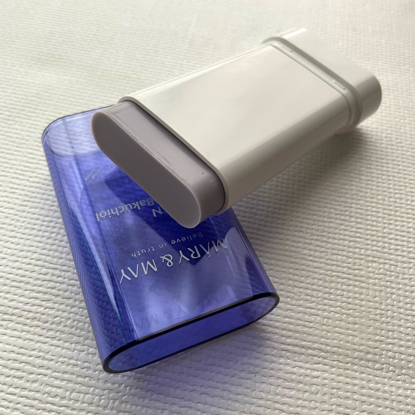 ヴィーガンペプチドバクチオールサンスティック SPF50+ PA++++/MARY&MAY/日焼け止めスティックを使ったクチコミ（3枚目）