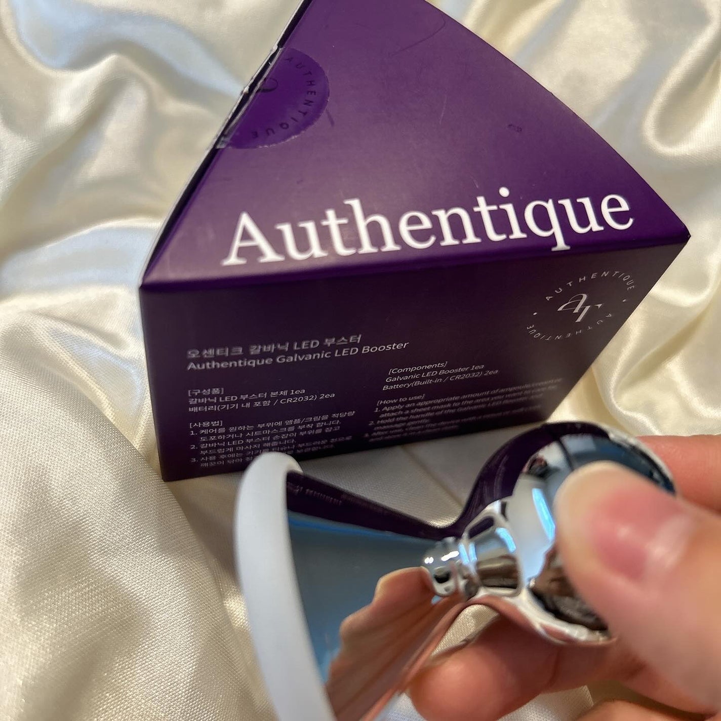 オーセンティックLEDブースター/AUTHENTIC/美顔器・マッサージを使ったクチコミ(1枚目)