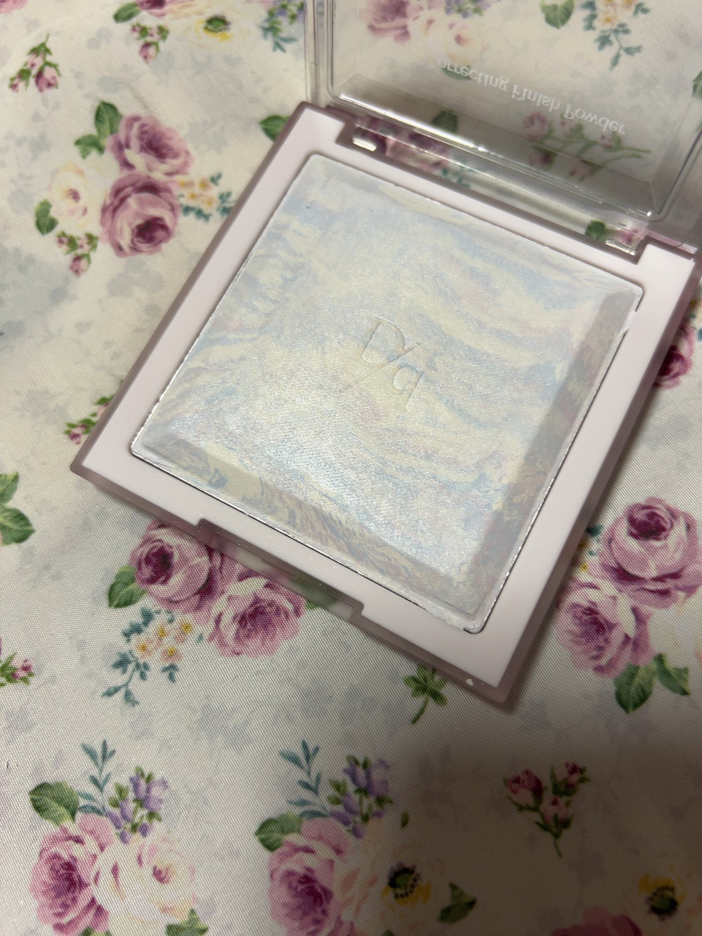 コレクティングフィニッシュパウダー/dasique/プレストパウダーを使ったクチコミ(3枚目)