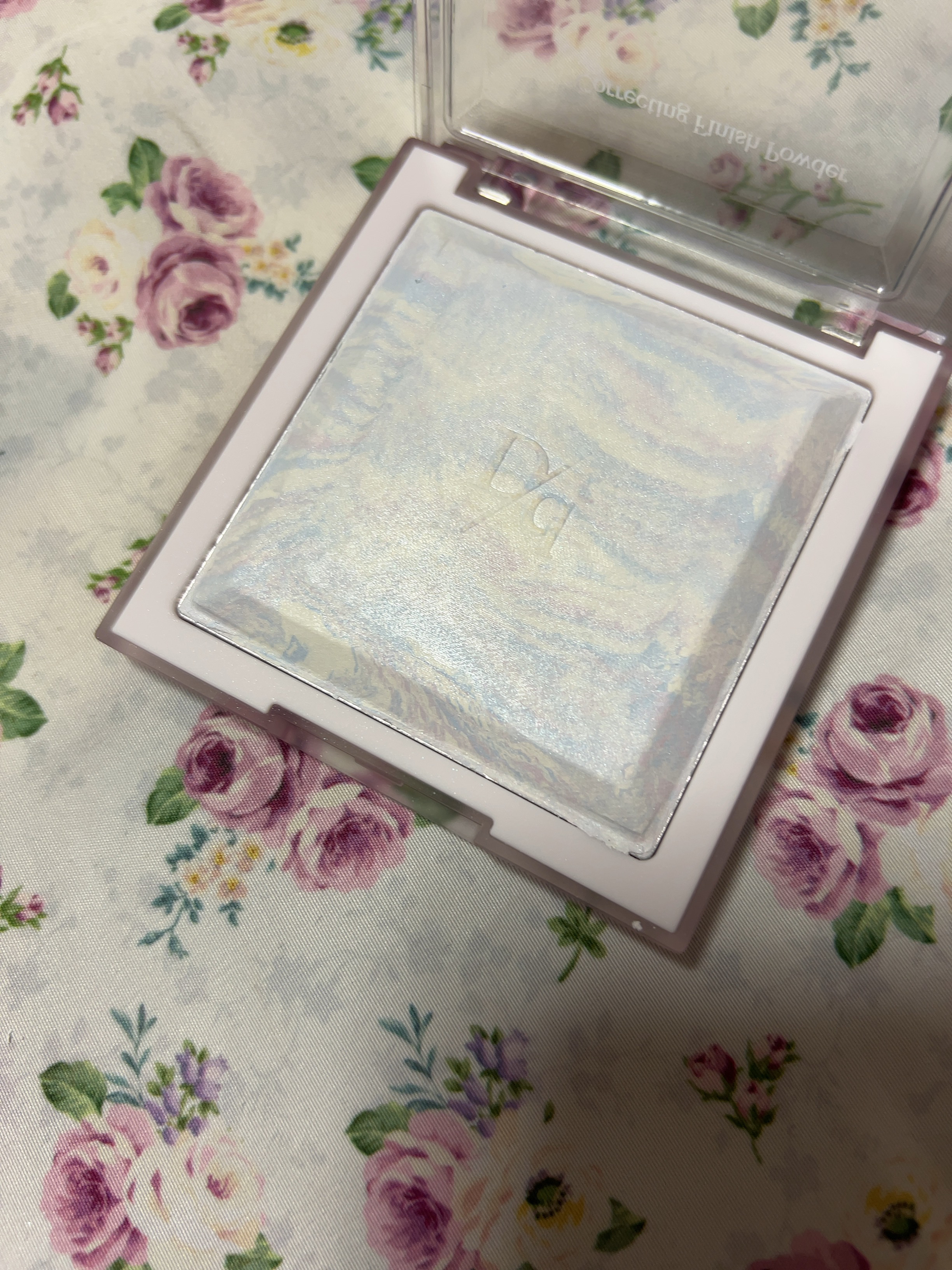 コレクティングフィニッシュパウダー/dasique/プレストパウダーを使ったクチコミ（2枚目）