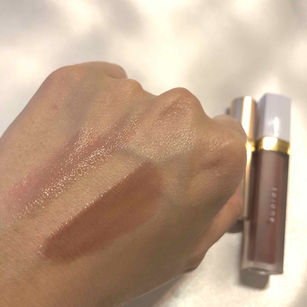 トーン ペタル エッセンス グロス/to/one/リップグロスを使ったクチコミ（2枚目）