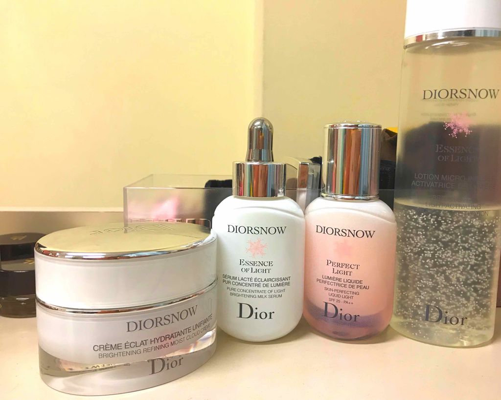 スノー パーフェクト ライト SPF25 - PA++/Dior/化粧下地を使ったクチコミ（1枚目）