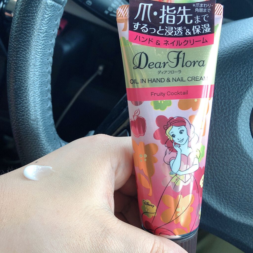 マンダム ディアフローラ オイルイン ハンド＆ネイルクリーム フローラルブーケのクチコミ「めっちゃいいにおい✨✨指先のささくれひどいからこれ使ってます！！
フルーティーなピーチ、アップ.....」（2枚目）