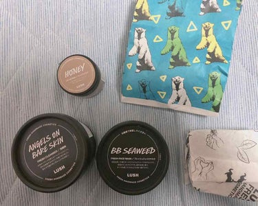 やきとり。 on LIPS 「LUSHで買ってきた。友達の誕プレも買ったから合計で6000円..」（1枚目）