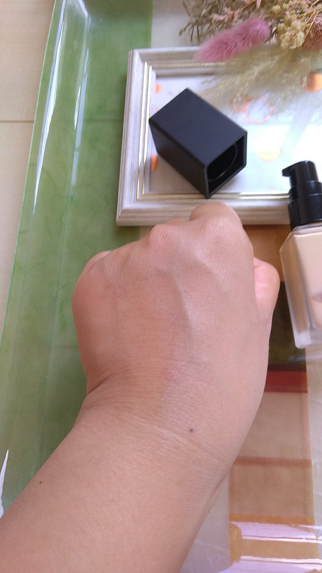 スキンレゾネート リキッドファンデーション/Celvoke/リキッドファンデーションを使ったクチコミ(7枚目)
