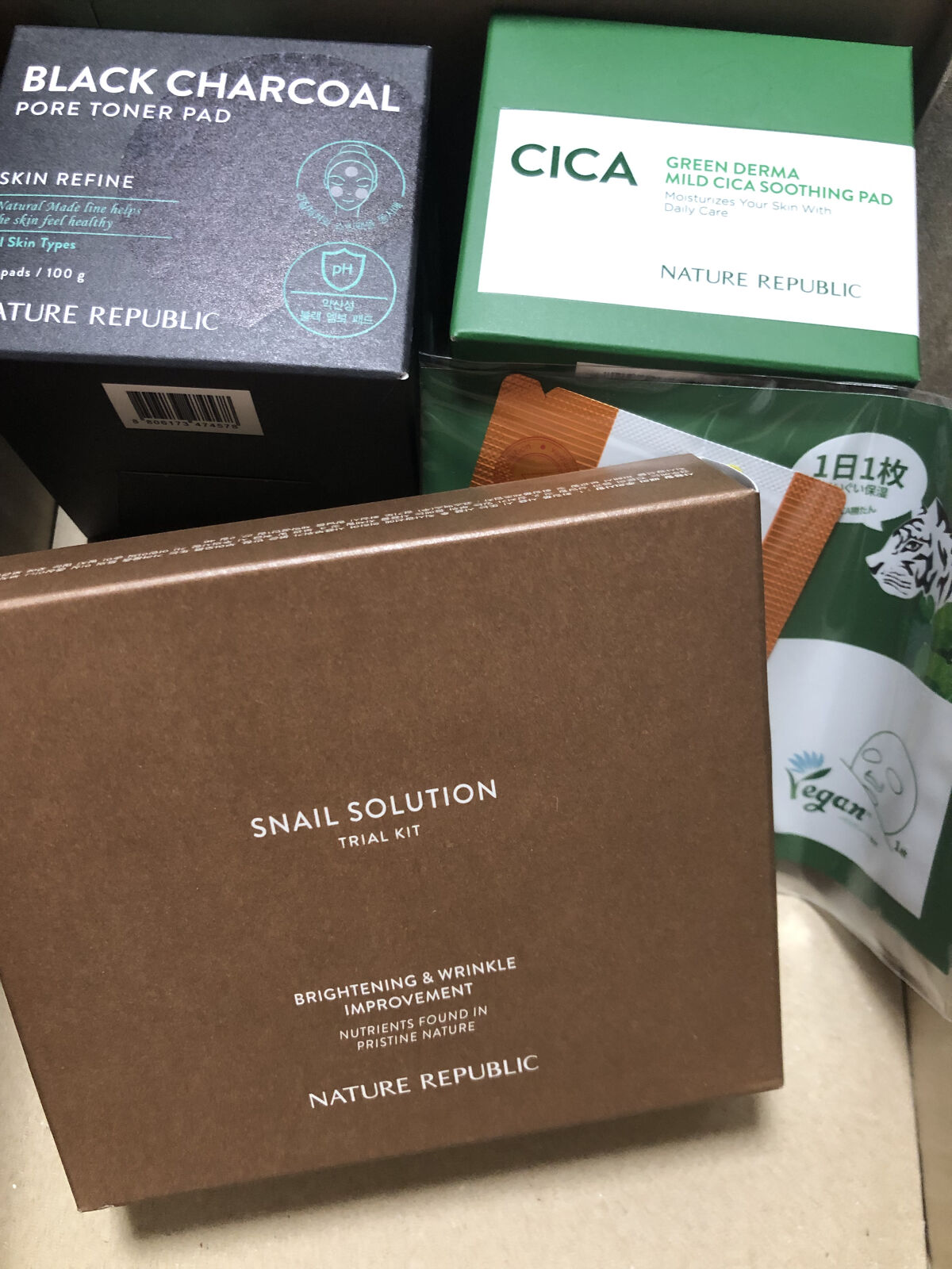 BLACK CHARCOAL PORE TONER PAD/ネイチャーリパブリック/シートマスク・パックを使ったクチコミ（1枚目）