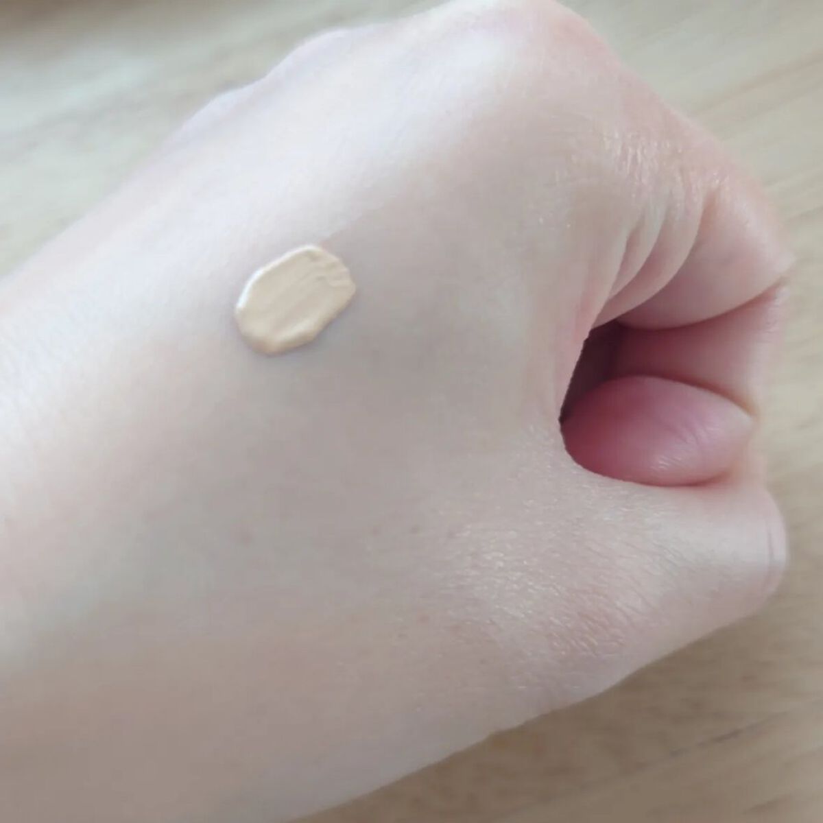 タトゥーウォータープルーフスカーコンシーラー/フォレンコス/リキッドコンシーラーを使ったクチコミ（3枚目）