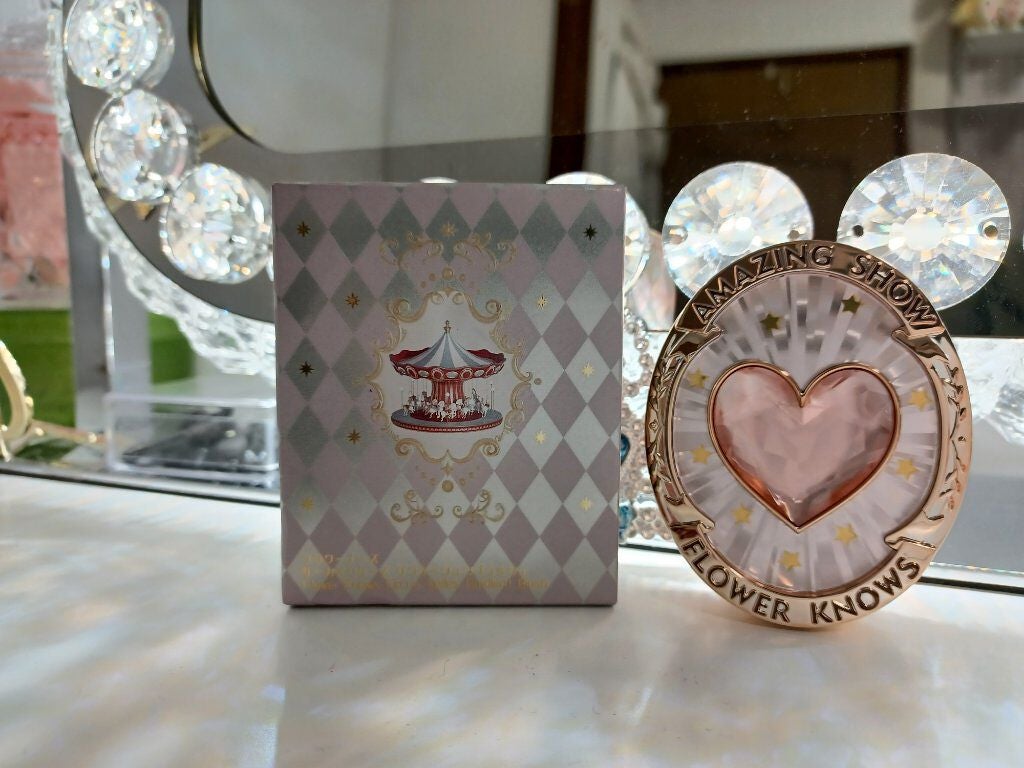 𝑀𝑖𝑜 on LIPS 「フラワーノーズサーカスシリーズグラデーションブラッシュ03中国..」(1枚目)