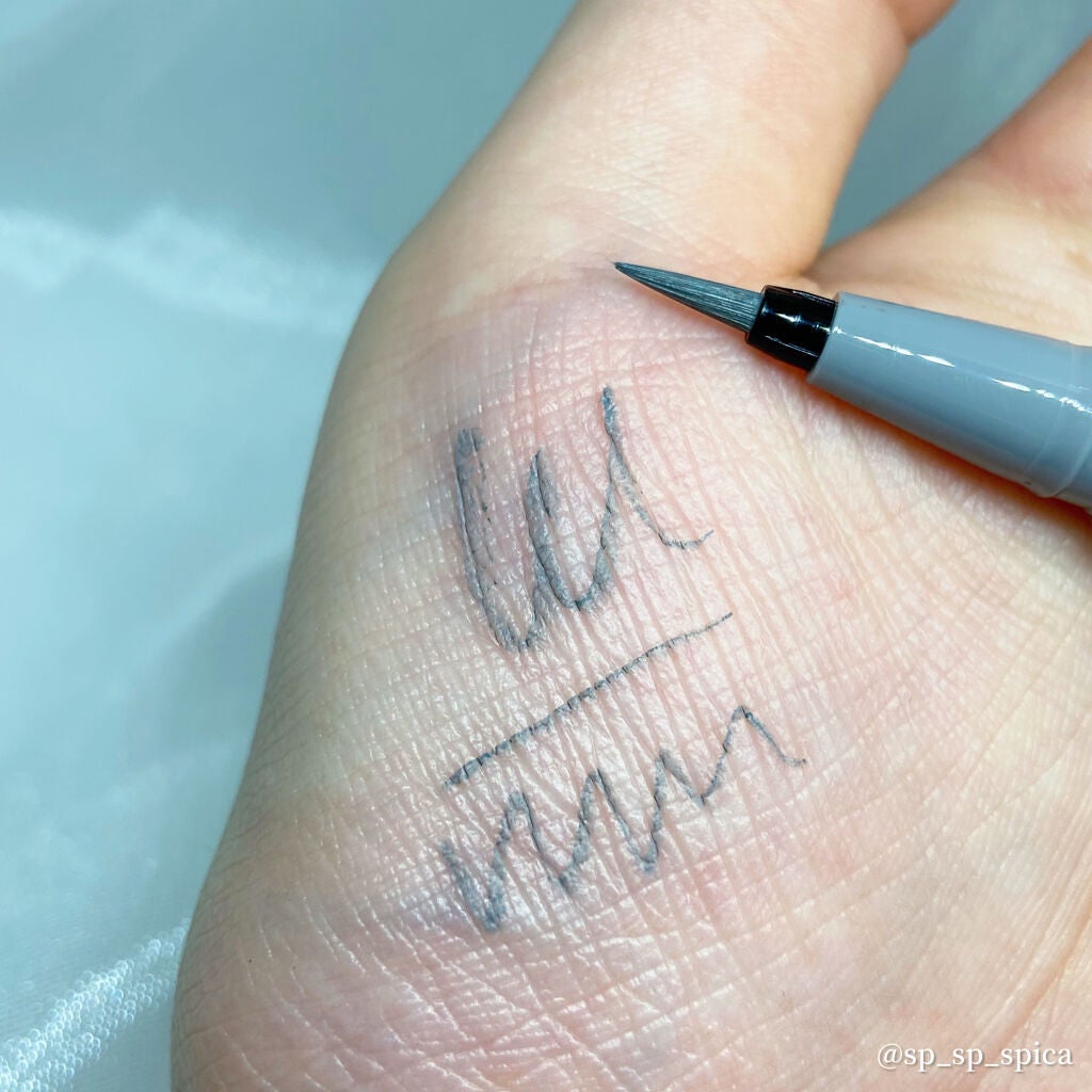 ラスティングリキッドライナー/キャンメイク/リキッドアイライナーを使ったクチコミ(2枚目)