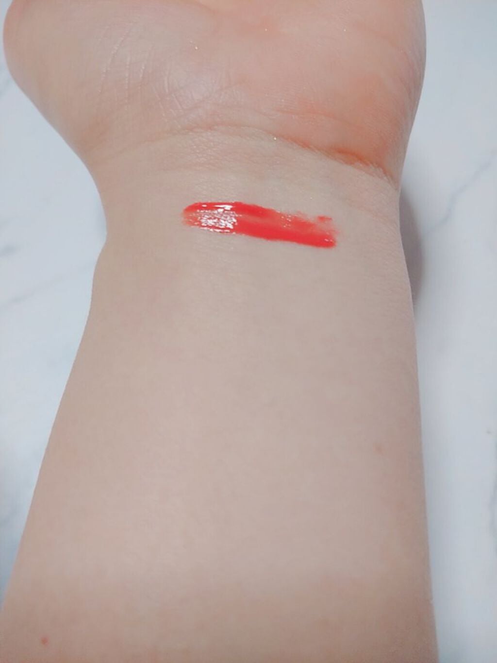 Glassy Layer Fixing Tint/lilybyred/口紅を使ったクチコミ(2枚目)