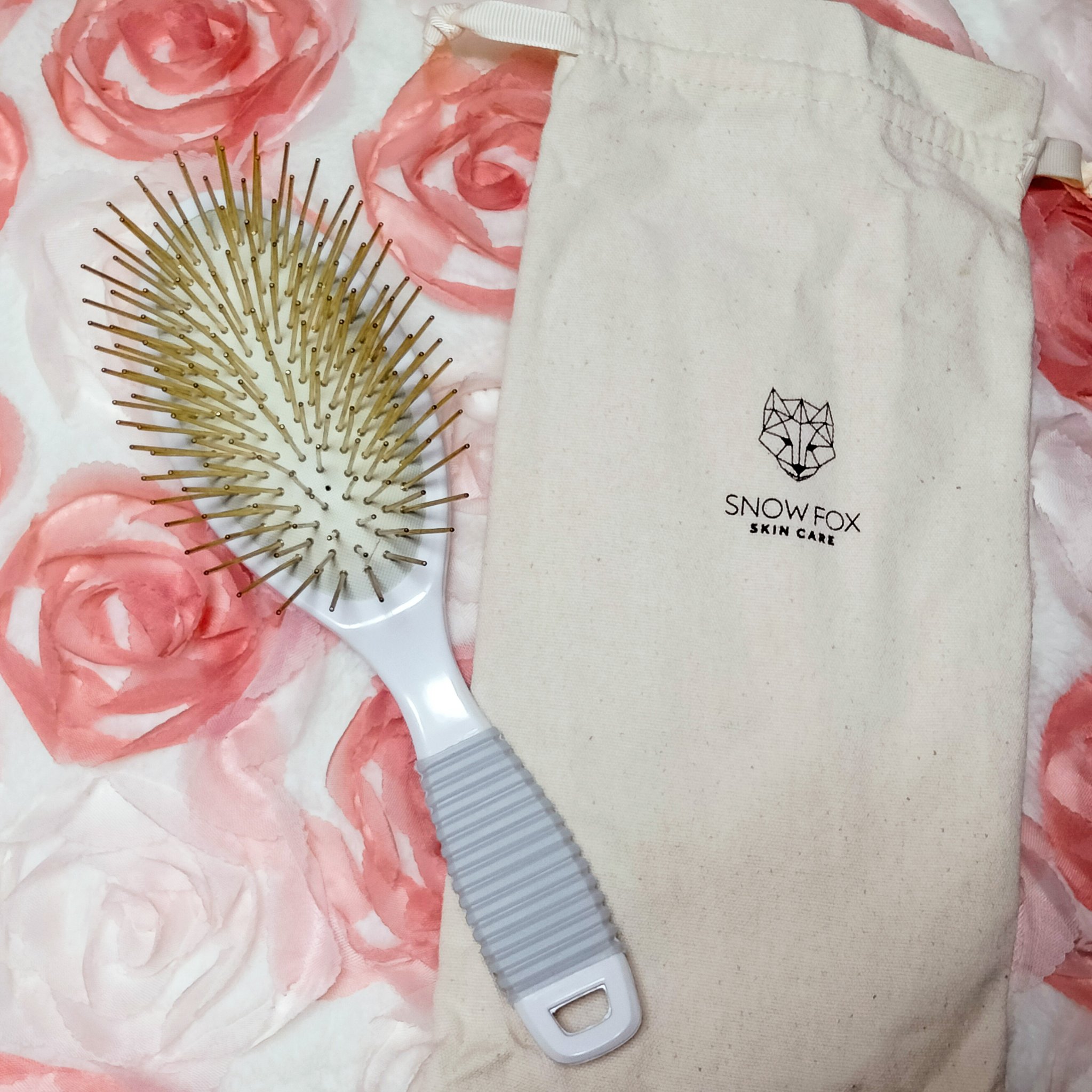 プレミアム FOXカッサ ヘアブラシ/SNOW FOX SKINCARE/ヘアブラシを使ったクチコミ（2枚目）