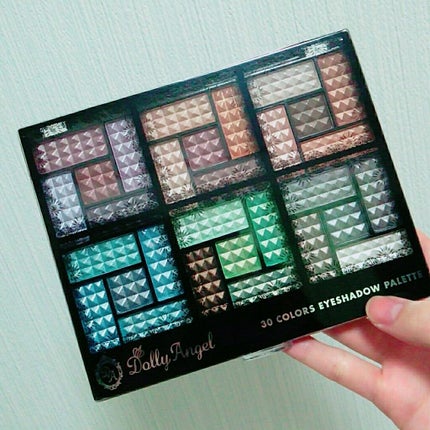 30COLORSEYESHADOWPALETTE/Dolly Angel/アイシャドウパレットを使ったクチコミ(1枚目)