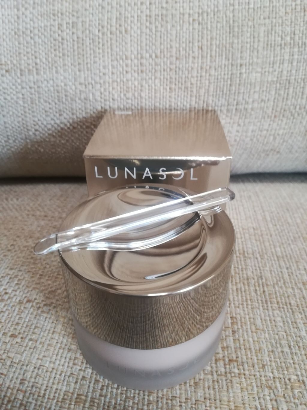 グロウイングシームレスバーム/LUNASOL/クリーム・エマルジョンファンデーションを使ったクチコミ(1枚目)