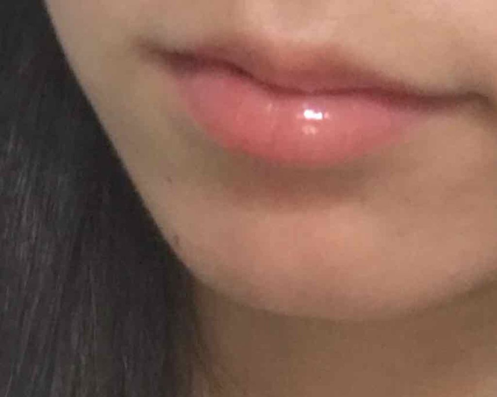 38°C / 99°F リップトリートメント (リップ美容液)/UZU BY FLOWFUSHI/リップケアを使ったクチコミ（2枚目）