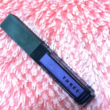 ウイスパーグロスフォーアイ/THREE/リキッドアイシャドウを使ったクチコミ(1枚目)